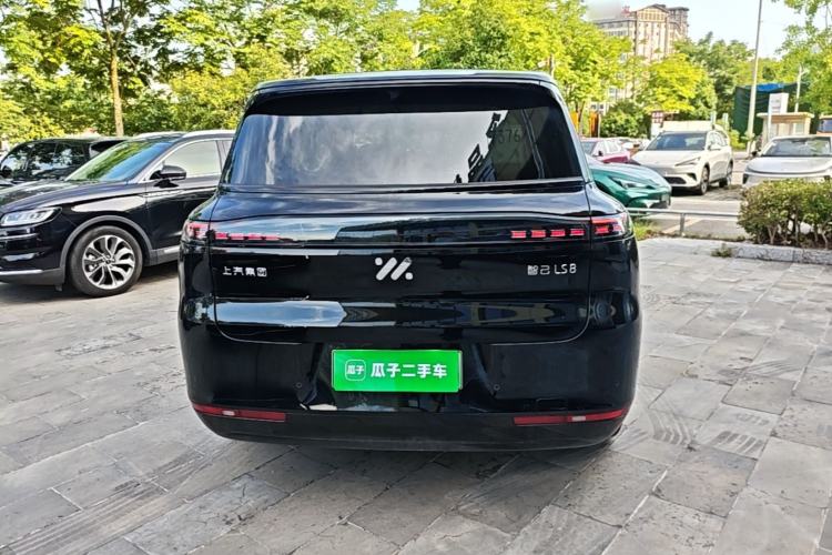 Used IM Zhiji LS8 2026 Model 52 Max+ Tech Flagship Five-Seat Rear