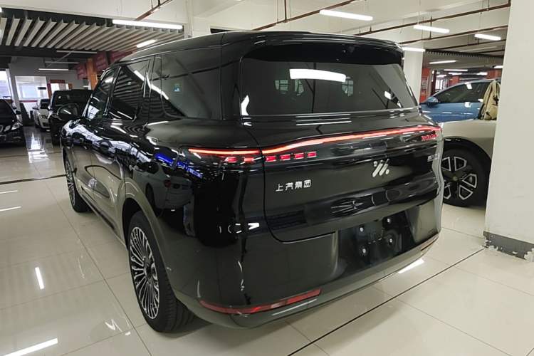 Used IM Zhiji LS8 2026 Model 52 Max+ Tech Flagship Five-Seat Rear Left 45 Deg