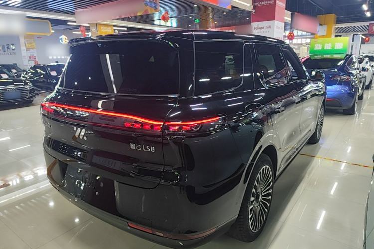 Used IM Zhiji LS8 2026 Model 52 Max+ Luxury Six-Seat Rear Right 45 Deg