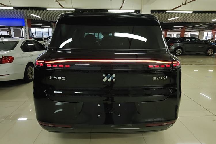 Used IM Zhiji LS8 2026 Model 52 Max+ Tech Flagship Five-Seat Rear