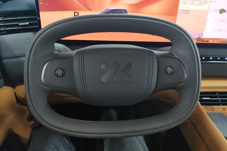 Used IM Zhiji LS8 2026 Model 52 Max+ Luxury Six-Seat Steering Wheel
