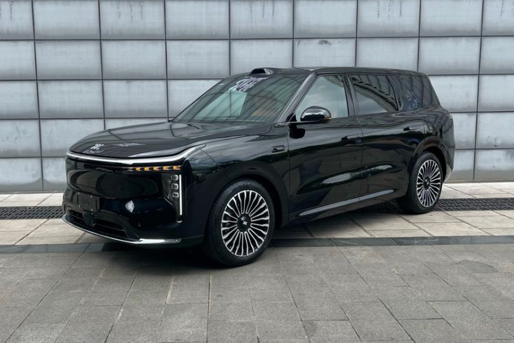Used IM Zhiji LS8 2026 Model 52 Max+ Luxury Six-Seat Guazi used car, China used car export, Used car for sale, Used cars, Cheapest cars for sale