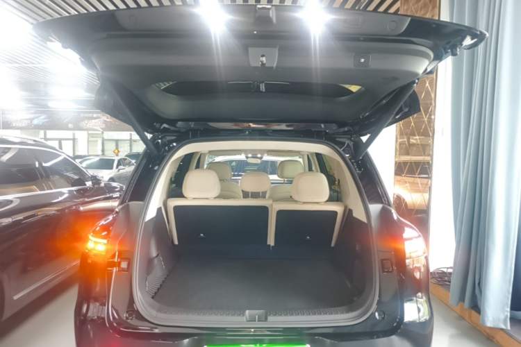 Used IM Zhiji LS8 2026 Model 52 Max+ Tech Flagship Five-Seat Trunk