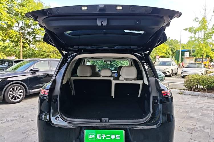 Used IM Zhiji LS8 2026 Model 52 Max+ Tech Flagship Five-Seat Trunk