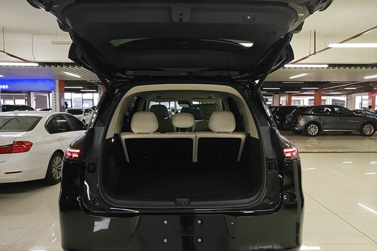 Used IM Zhiji LS8 2026 Model 52 Max+ Tech Flagship Five-Seat Trunk