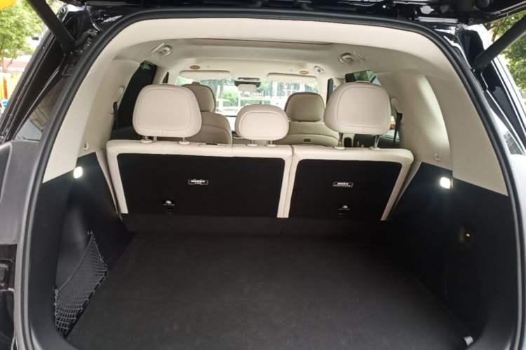 Used IM Zhiji LS8 2026 Model 52 Max+ Tech Flagship Five-Seat Trunk