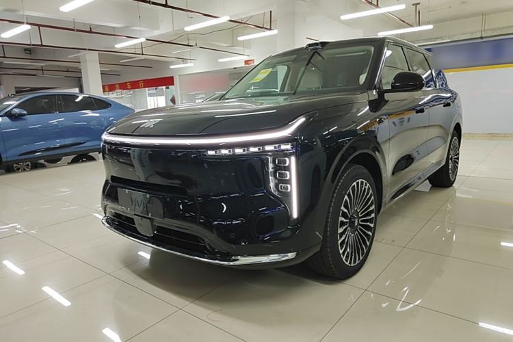 Used IM Zhiji LS8 2026 Model 52 Max+ Tech Flagship Five-Seat Guazi used car, China used car export, Used car for sale, Used cars, Cheapest cars for sale
