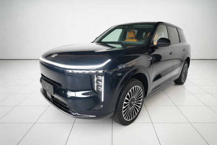 IM Zhiji LS8 2026 Model 66 Ultra Luxury Six-Seat