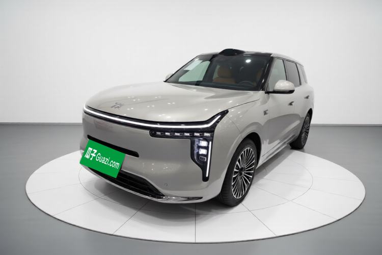 IM Zhiji LS8 2026 Model 52 Max+ Luxury Six-Seat