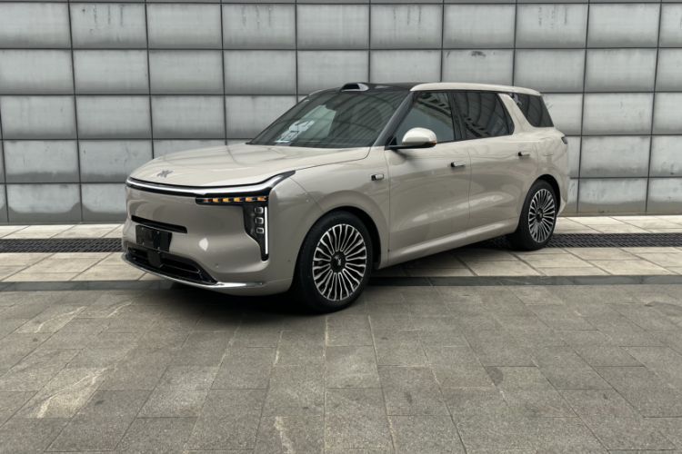 Used IM Zhiji LS8 2026 Model 66 Ultra Tech Flagship Five-Seat Guazi used car, China used car export, Used car for sale, Used  cars, Cheapest cars for sale