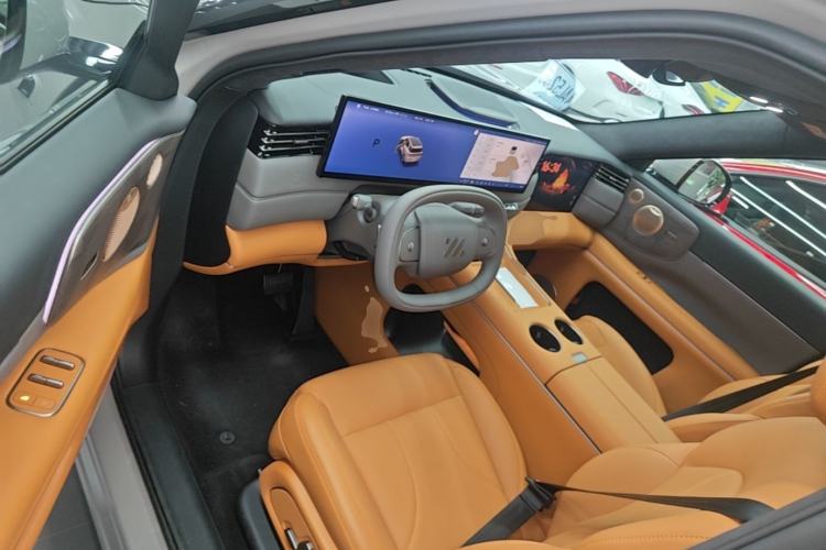 Used IM Zhiji LS8 2026 Model 52 Max+ Luxury Six-Seat Driver Seat