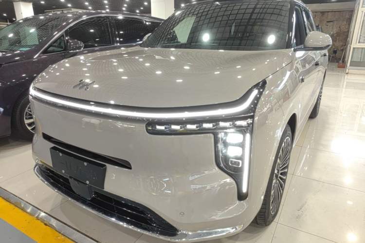 Used IM Zhiji LS8 2026 Model 66 Ultra Tech Flagship Five-Seat Guazi used car, China used car export, Used car for sale, Used IM cars, Cheapest cars for sale