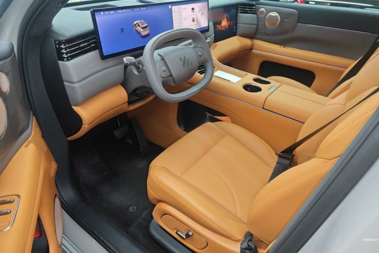 Used IM Zhiji LS8 2026 Model 52 Max+ Luxury Six-Seat Left Front Seat