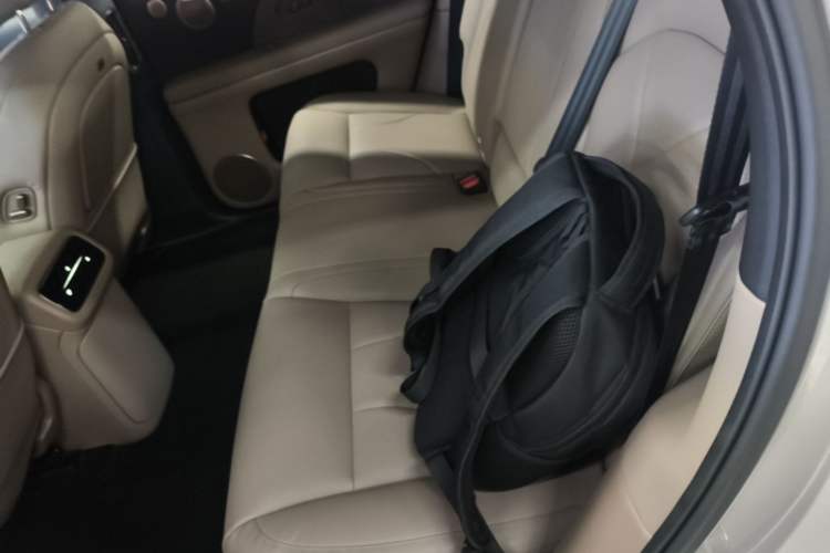 Used IM Zhiji LS8 2026 Model 66 Ultra Tech Flagship Five-Seat Left Rear Seat