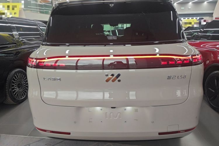 Used IM Zhiji LS8 2026 Model 52 Max+ Luxury Six-Seat Rear