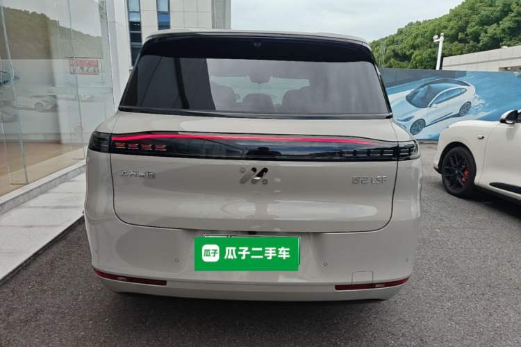 Used IM Zhiji LS8 2026 Model 66 Ultra Tech Flagship Five-Seat Rear