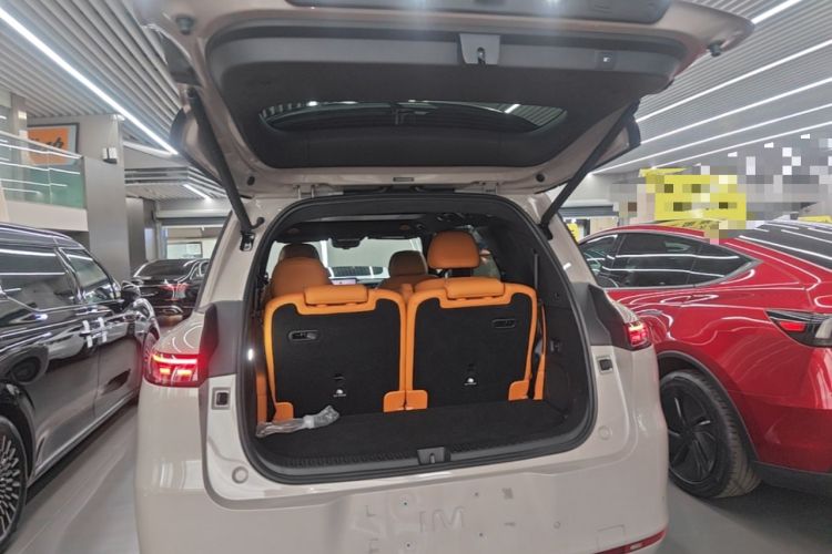 Used IM Zhiji LS8 2026 Model 52 Max+ Luxury Six-Seat Trunk