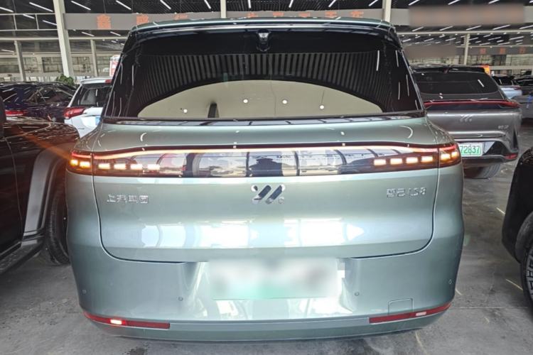 Used IM Zhiji LS8 2026 Model 66 Ultra Luxury Six-Seat Rear