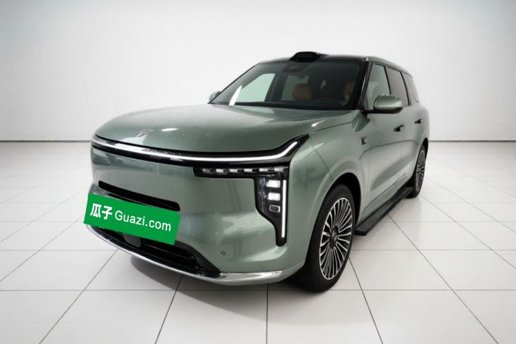 IM Zhiji LS8 2026 Model 52 Max+ Luxury Six-Seat
