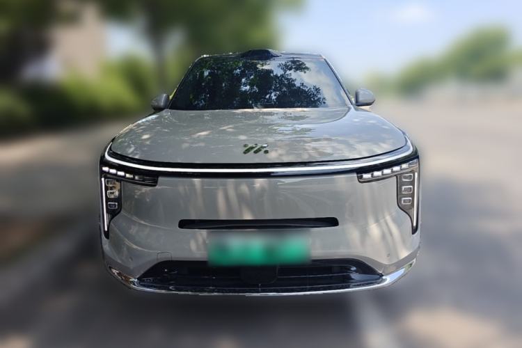 Used IM Zhiji LS8 2026 Model 66 Ultra Tech Flagship Five-Seat Front