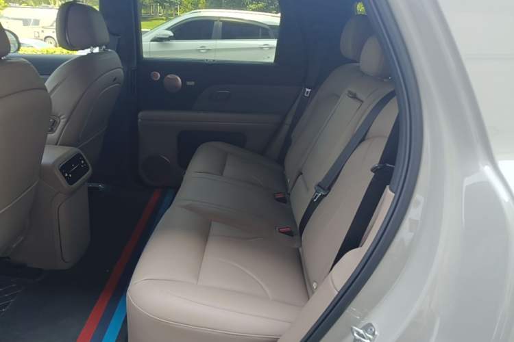 Used IM Zhiji LS8 2026 Model 66 Ultra Tech Flagship Five-Seat Left Rear Seat