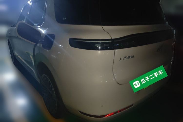 Used IM Zhiji LS8 2026 Model 52 Max+ Luxury Six-Seat Rear Left 45 Deg