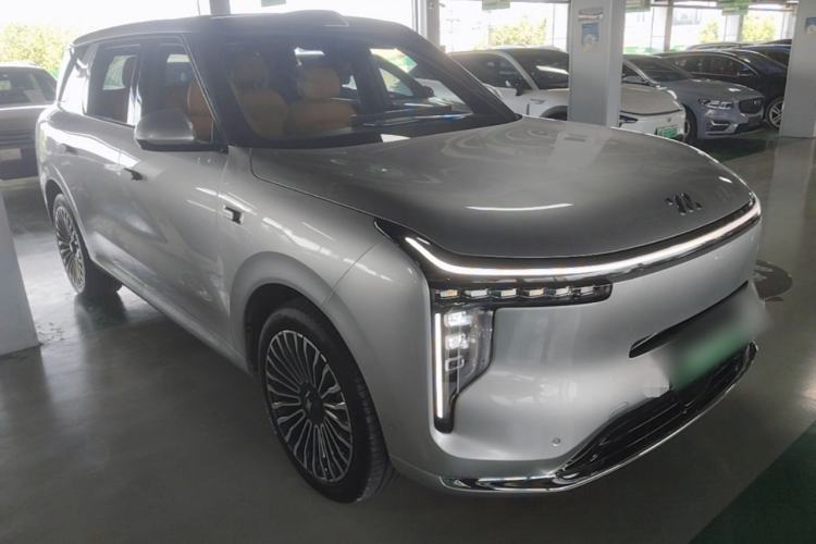 Used IM Zhiji LS8 2026 Model 52 Max+ Luxury Six-Seat Front Right 45 Deg