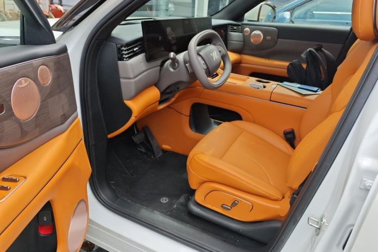 Used IM Zhiji LS8 2026 Model 52 Max+ Luxury Six-Seat Driver Seat