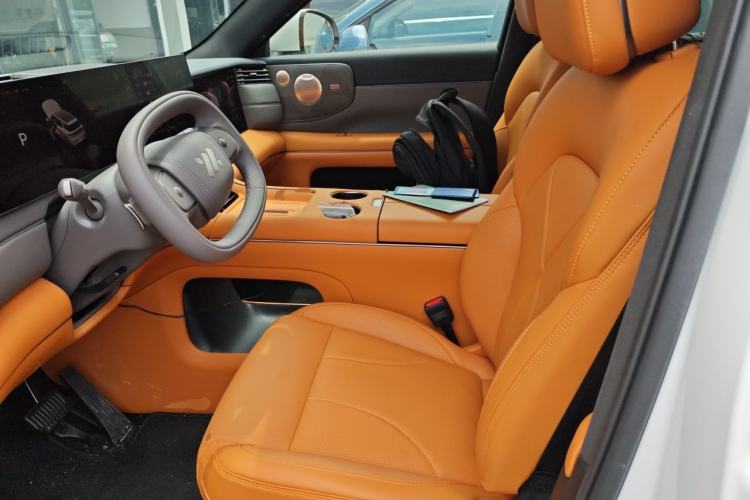 Used IM Zhiji LS8 2026 Model 52 Max+ Luxury Six-Seat Left Front Seat
