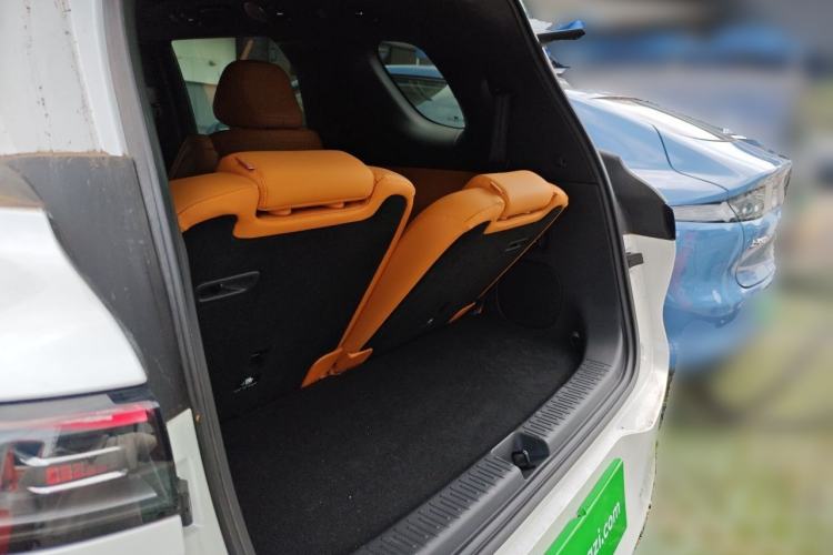 Used IM Zhiji LS8 2026 Model 52 Max+ Luxury Six-Seat Trunk
