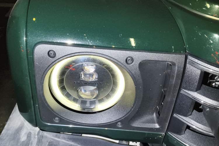 Used Ineos Grenadier 2025 Trialmaster Edition Right Front Headlight