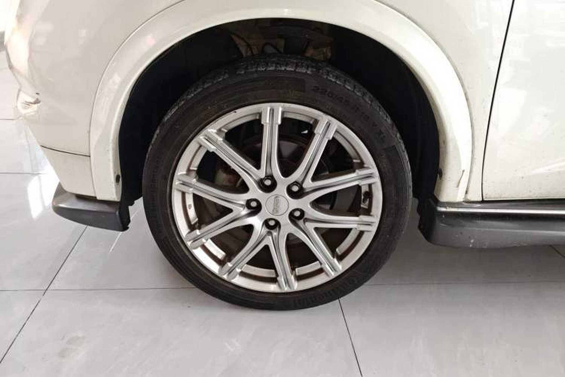 Used Infiniti ESQ 2014 1.6L Spontaneous Edition Exterior 3