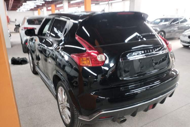 Used Infiniti ESQ 2014 1.6L Spontaneous Edition Exterior 2