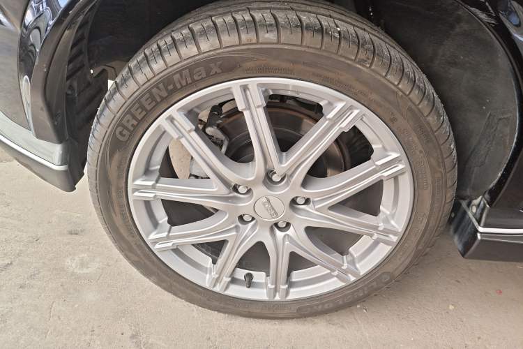Used Infiniti ESQ 2014 1.6L Luxury Edition Exterior 5