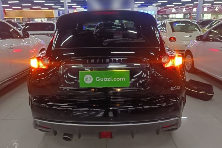 Used Infiniti ESQ 2014 1.6L Spontaneous Edition Rear