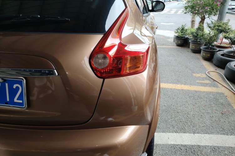 Used Infiniti ESQ 2014 1.6L Spontaneous Edition Exterior 1