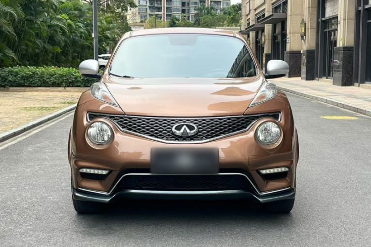 Used Infiniti ESQ 2014 1.6L Spontaneous Edition Exterior 9
