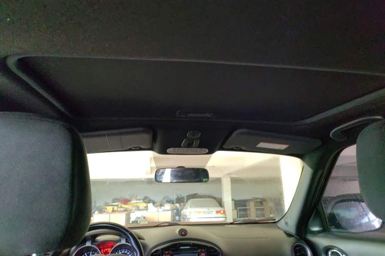 Used Infiniti ESQ 2014 1.6L Spontaneous Edition Headliner