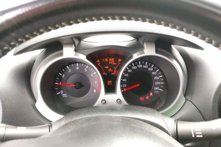 Used Infiniti ESQ 2014 1.6L Spontaneous Edition Instrument Cluster