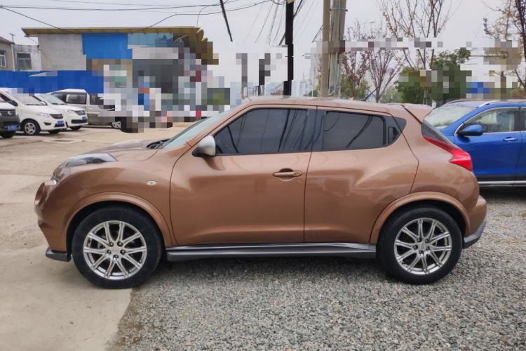 Used Infiniti ESQ 2014 1.6L Spontaneous Edition Left Side