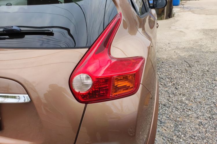 Used Infiniti ESQ 2014 1.6L Spontaneous Edition Right Rear Taillight