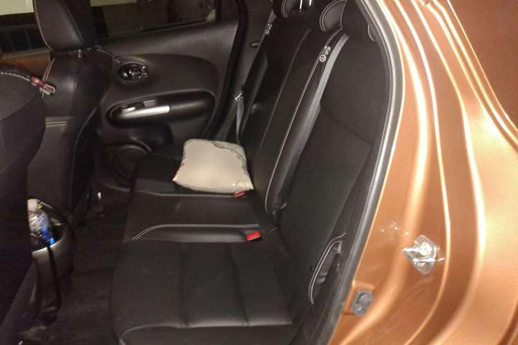 Used Infiniti ESQ 2014 1.6L Luxury Edition Left Rear Seat