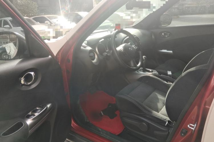 Used Infiniti ESQ 2014 1.6L Spontaneous Edition Driver Seat