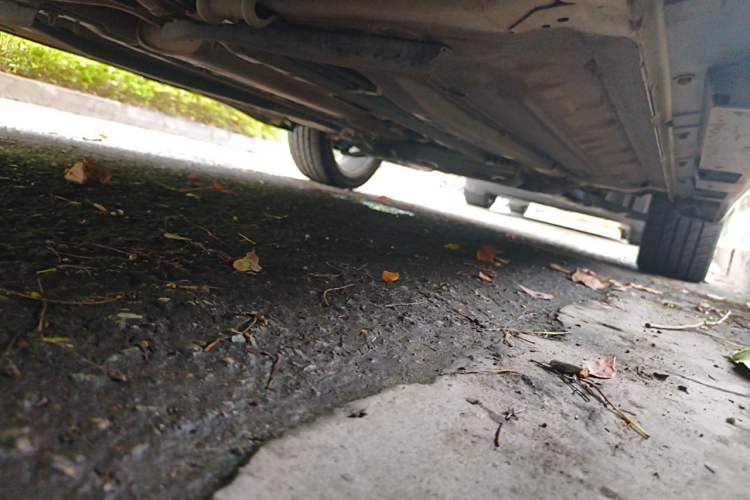 Used Infiniti ESQ 2014 1.6L Spontaneous Edition Chassis Rear Right