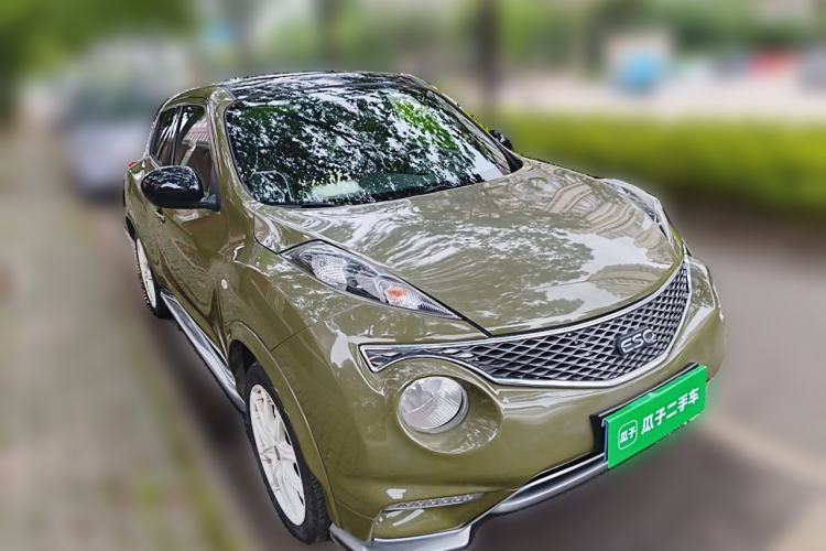 Used Infiniti ESQ 2014 1.6L Spontaneous Edition Front Right 45 Deg