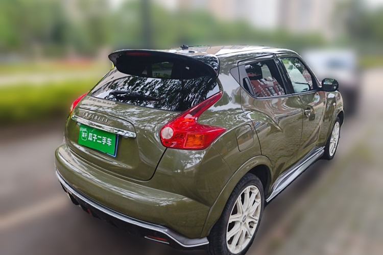Used Infiniti ESQ 2014 1.6L Spontaneous Edition Rear Right 45 Deg