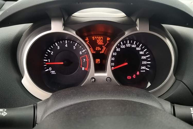 Used Infiniti ESQ 2014 1.6L Spontaneous Edition Instrument Cluster