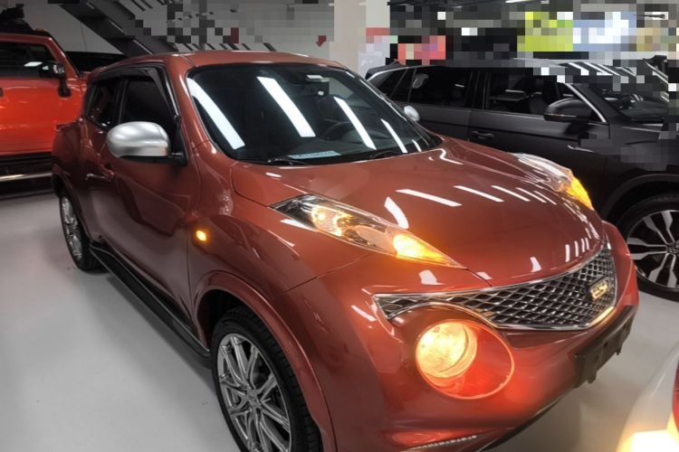 Used Infiniti ESQ 2014 1.6L Spontaneous Edition Exterior 1