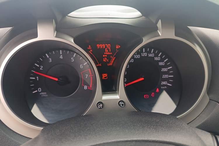 Used Infiniti ESQ 2014 1.6L Spontaneous Edition Instrument Cluster