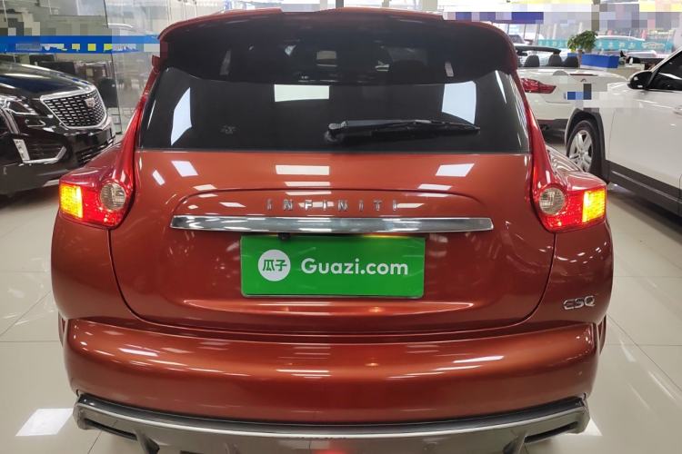 Used Infiniti ESQ 2014 1.6L Spontaneous Edition Rear